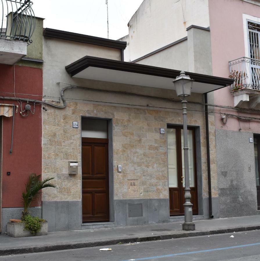 アーチ・カテーナ Casa Aci Giojaヴィラ エクステリア 写真